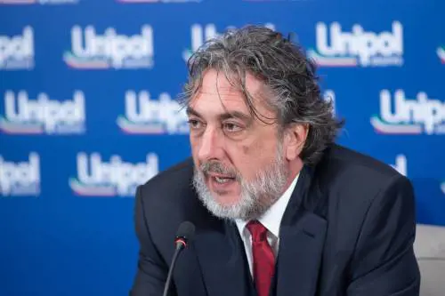 "Tra credito e polizze basta figliastri"