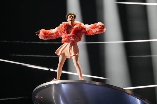 Eurovision, vince la Svizzera con Nemo