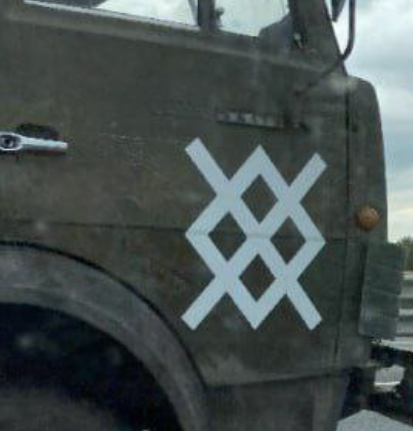 Odino, le rune e le "truppe del Nord": spunta un nuovo simbolo sui tank di Putin