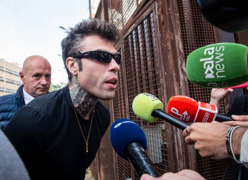 Rissa, lesioni e percosse: indagato Fedez per il pestaggio di Cristiano Iovino