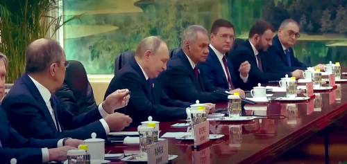 Putin da Xi e il mistero della delegazione: qual è il piano dello Zar