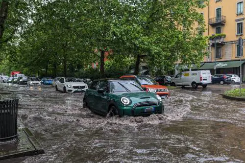 "Blocco a Omega e temporali autorigeneranti": le cause delle bombe d'acqua in Veneto