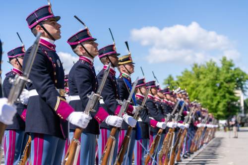 Passaggio della “Stecca accademica” tra gli Allievi del 204° corso “Volontà” e del 205° corso “Fierezza”