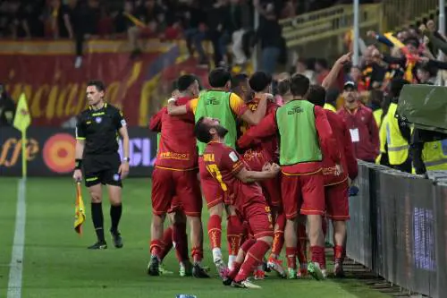 Serie B, il Catanzaro ribalta il Brescia e si regala un sogno: è 4-2 al Ceravolo