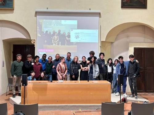 "Onda Pazza", 1.000 studenti, 35 scuole e 7 regioni al lavoro con i testimoni antimafia