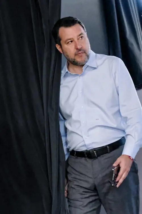 Liguria, regge la diga del centrodestra. Salvini a Genova per il varo dell'opera