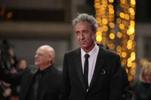 "L'infinito" rimpianto della giovinezza perduta