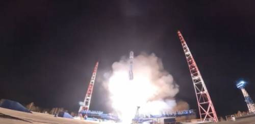 Lanciata l'arma contro-spaziale: così Putin può attaccare i satelliti in orbita bassa