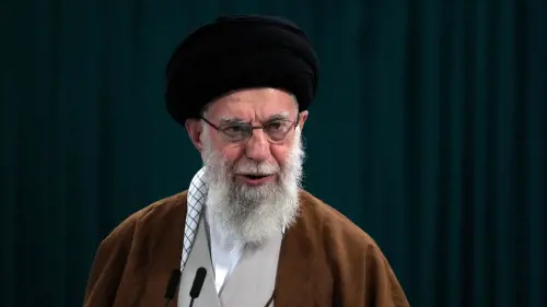 Israele punta Khamenei. Fuga nel bunker e rischio di congiura: è caccia alla “testa del serpente”