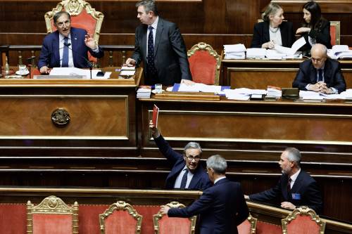 Premierato, show in aula. Il governo evita lo scontro