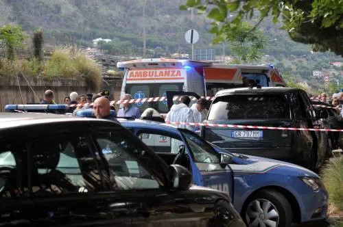 Trovato morto in auto il marito dell'eurodeputata Donato