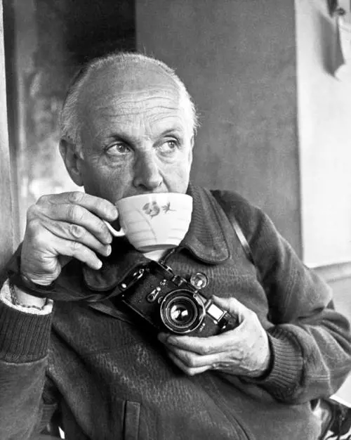 Il (raro) documentario che svela l'identikit di Henri Cartier-Bresson, «l'occhio del secolo»
