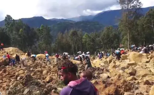 Tragedia in Papua Nuova Guinea: frana seppellisce un intero villaggio, almeno 670 morti