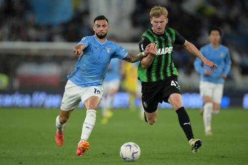 Prima la magia di Zaccagni, poi la zampata di Viti: finisce 1-1 tra Lazio e Sassuolo