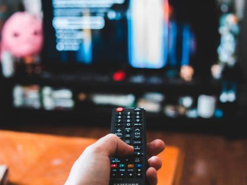 Da agosto la nuova rivoluzione del digitale terrestre: cosa cambia e come verificare la compatibilità del televisore