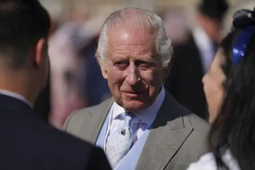 "Sono io il Re, non tu". Carlo rimette a posto il principe William. Cosa sta accadendo in casa Windsor 