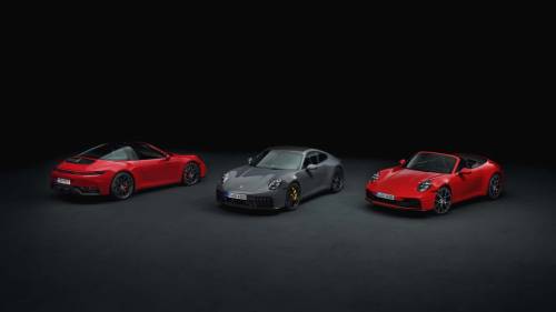 Nuova Porsche 911 GTS 2024, debutta la prima 911 ibrida della storia