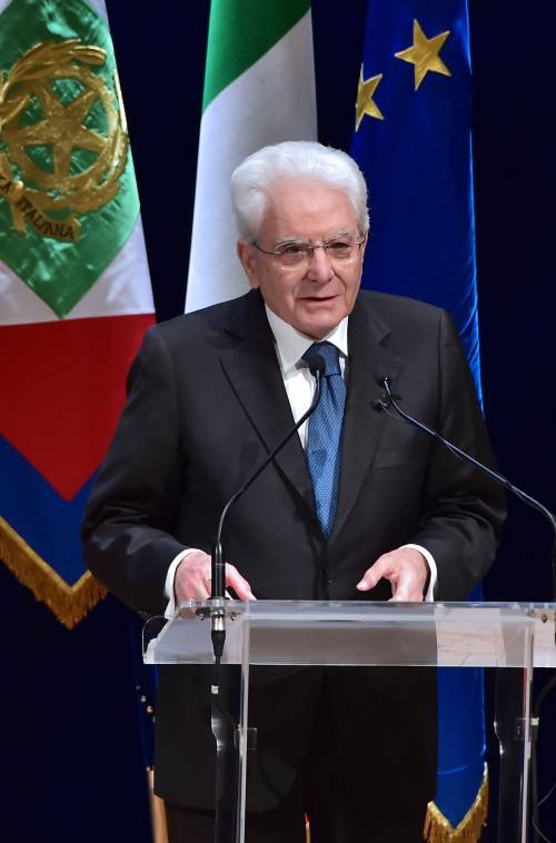 Le condizioni di Mattarella: nessun muro contro muro