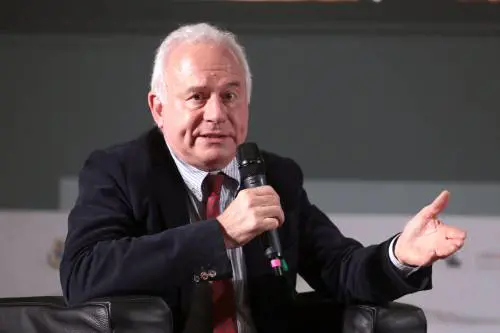 L'imbarazzo di Schlein per Tarquinio, il ribelle  pacifista