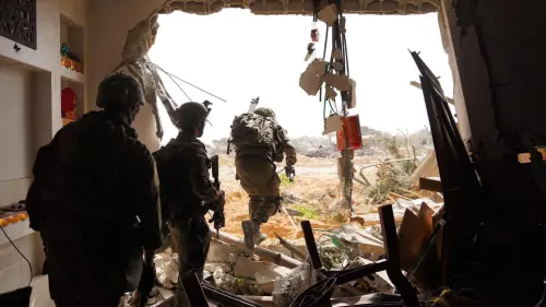 Le Idf avanzano a Rafah: colpite strutture di Hamas e trovati depositi di armi