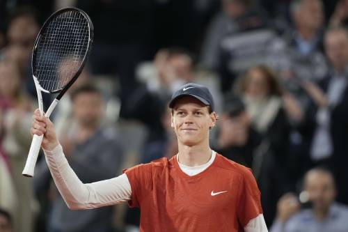 Roland Garros, Sinner vola ai quarti: Moutet sconfitto in 4 set