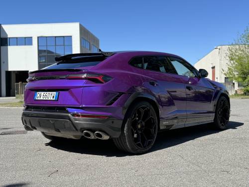 Lamborghini Urus Performante: guarda il video in pillole del super suv da 666 CV