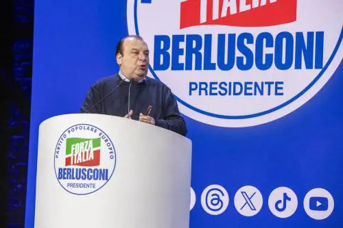 A Fi nove seggi, Martusciello campione di voti al Sud