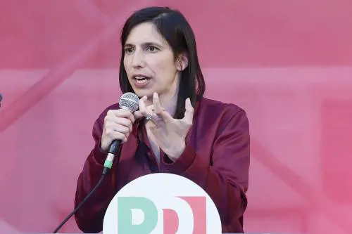 Schlein si affida a Berlinguer per salvare la sua leadership