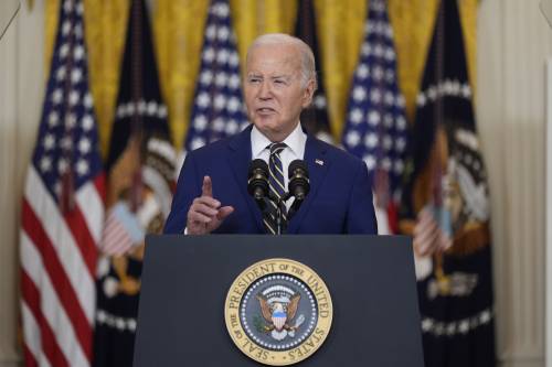 "Non avevo scelta". Biden ora blinda il confine meridionale