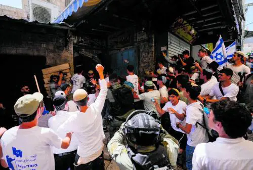 "Negoziati con Hamas sotto il fuoco"