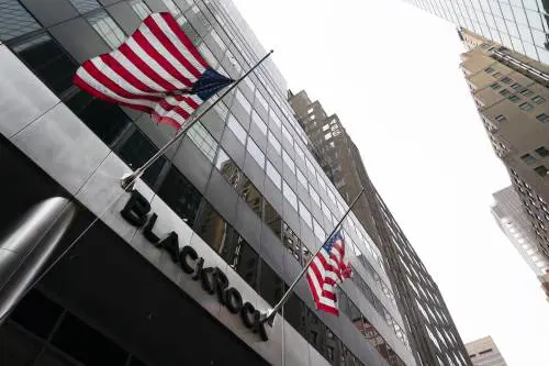 Anche Blackrock si stufa. "Stop alleanza sul clima"