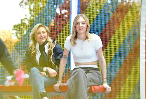 Chiara Ferragni punta sulla mamma: sarà direttore generale della holding dell'influencer