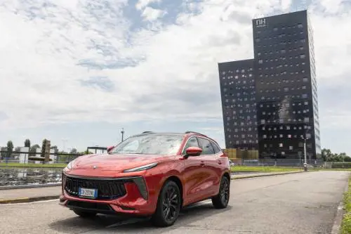 Forthing T5 EVO, guarda tutte le foto del test drive