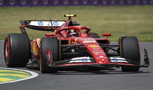 F1 Canada, disastro Ferrari, entrambe fuori al Q2. Russell pole su Verstappen