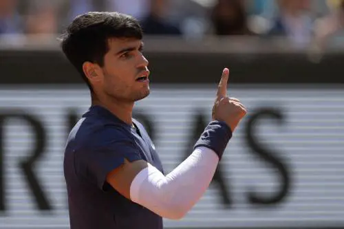 Carlos Alcaraz è il re del Roland Garros: Zverev battuto in cinque set