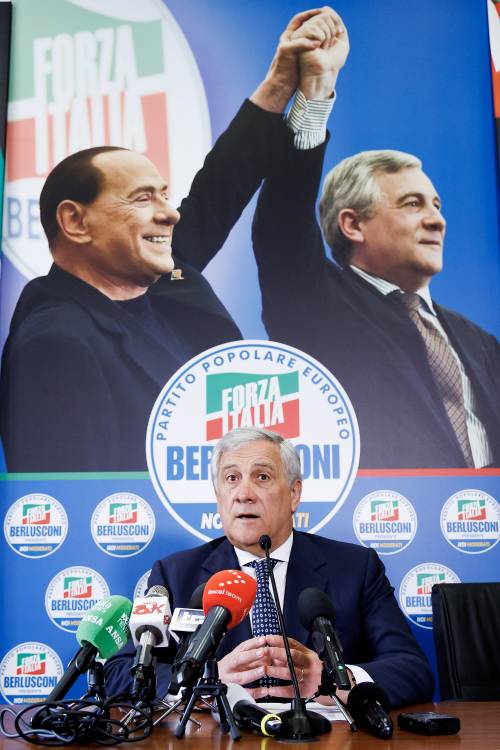 Gli azzurri vogliono contare. "Siamo noi il terzo partito"