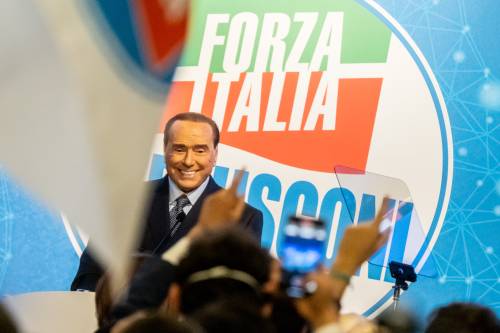 A un anno dalla scomparsa, Berlusconi è ancora re dei social