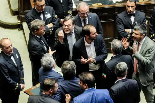 La politica seria e quella da bar