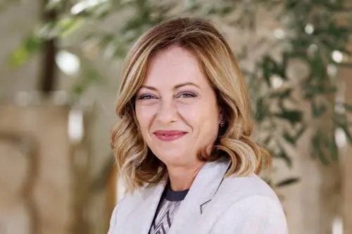 "Siete il futuro della nostra Nazione". Il messaggio di Giorgia Meloni ai maturandi