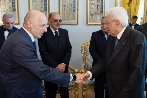 Il "Giornale" ospite del Quirinale. Mattarella: "Il quotidiano garanzia di notizie certificate"