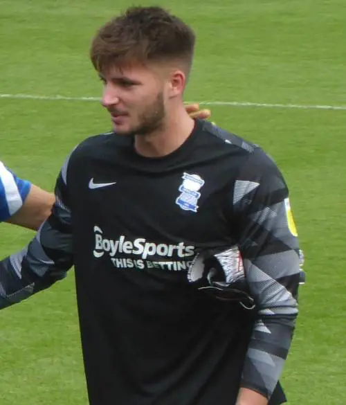 Lutto nel calcio inglese: muore a 26 anni il portiere Sarkic e l'ex bomber di Arsenal ed Everton Campbell