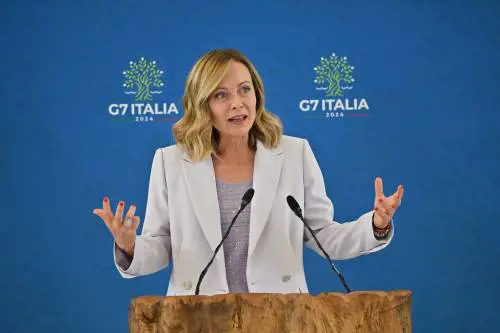Giorgia: "Il G7 un successo". Poi  accusa l'opposizione