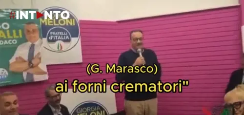 "Siamo abituati ai forni crematori". Poi il consigliere FdI precisa: "Frainteso"