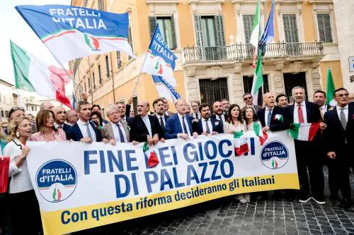 Presidente del Consiglio eletto. Basta tecnici, altolà ai ribaltoni