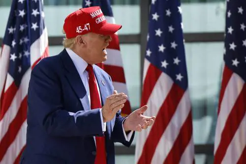 Biden-Trump in tv, duello in 90 minuti