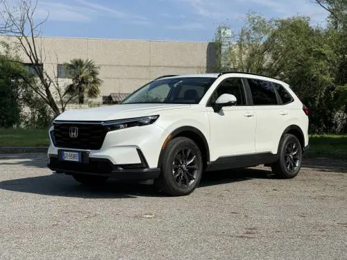 Honda CR-V: il SUV full-hybrid tuttofare, ottimi consumi e tanto spazio