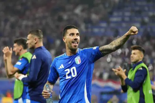 L'Italia pareggia all'ultimo secondo: qualificazione miracolo agli ottavi