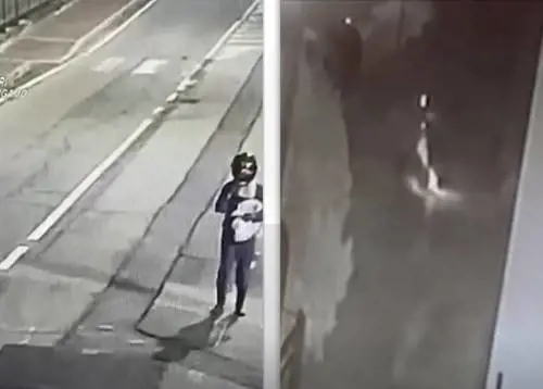 "Basta moschee, morte al sindaco". E dà fuoco a un centro islamico nella bergamasca