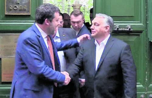 Orbán lancia i "patrioti Ue". Salvini: sì a un nuovo gruppo