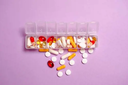 Sos "farma-party" con medicine e alcol. Muore un 14enne